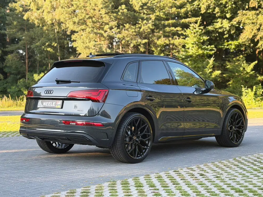 Audi Q5 50 TFSI e PANORAMADAK uit 2021, foto 2