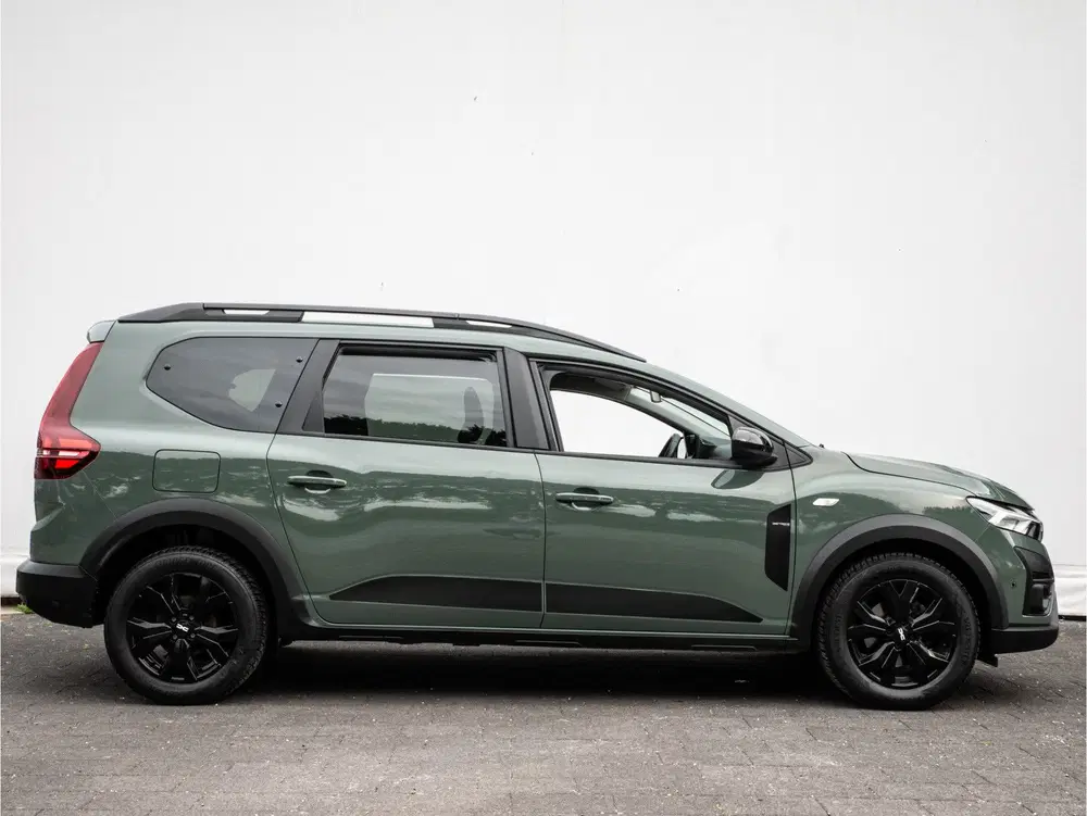 Dacia Jogger 1.0 TCe 110 Extreme 7p. Camera uit 2023, foto 9