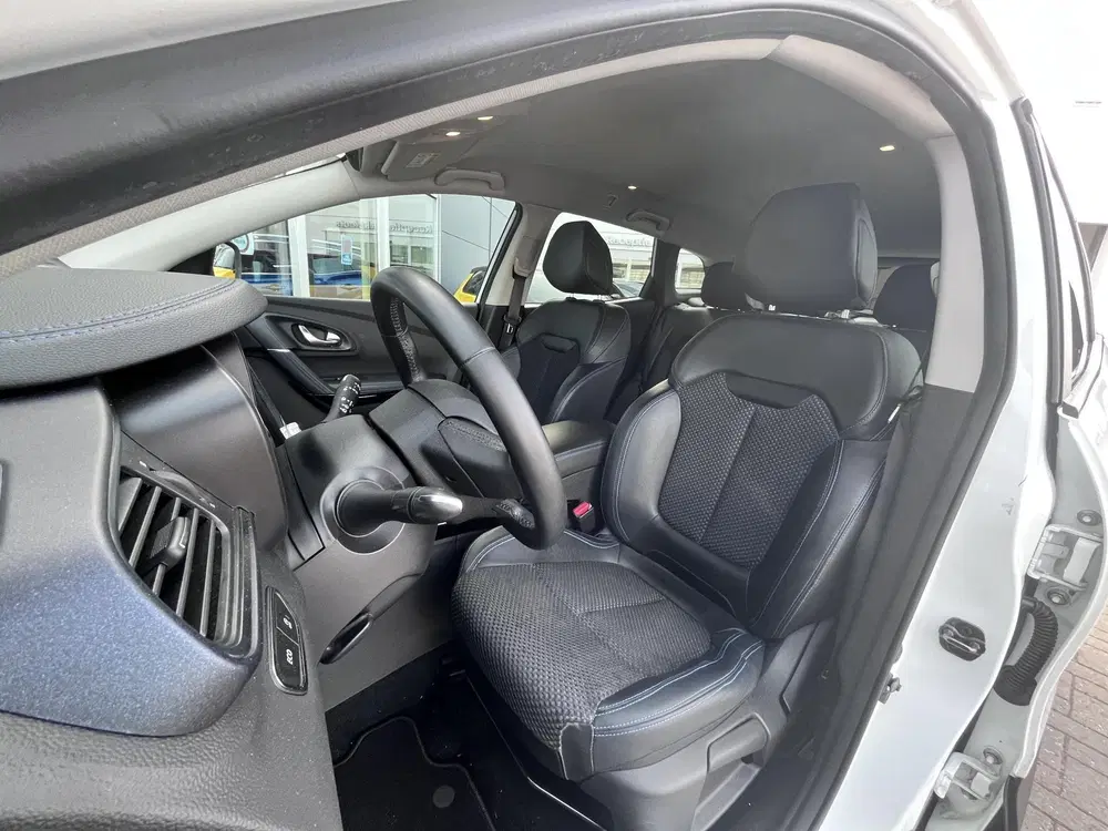 Renault Kadjar 1.3 TCe Intens uit 2021, foto 7
