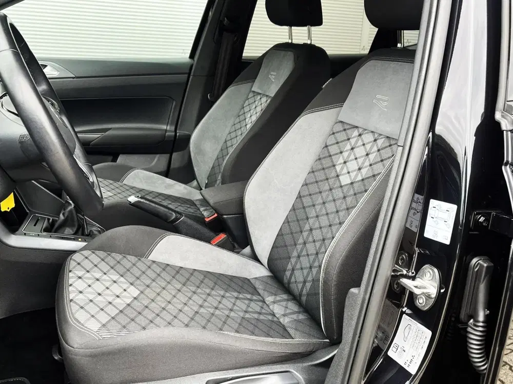Volkswagen Polo 1.0 TSI 95pk R-Line uit 2022, foto 4