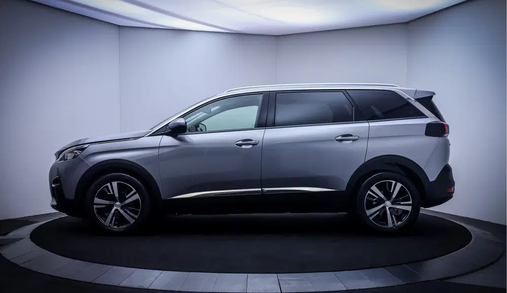 Peugeot 5008 1.2T Aut. 7p ALLURE Business FULL LED uit 2020, foto 12