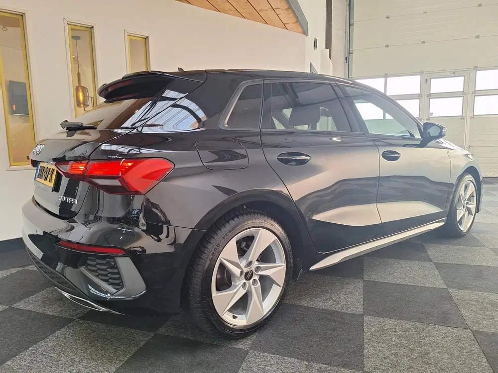 Audi A3 2024. 30 TFSI S-LINE. 1e EIG. 26.000 km. uit 2024, foto 4