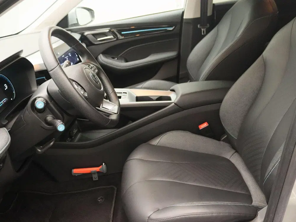 MG MG5 Long Range Luxury 61 kWh Final Edition uit 2025, foto 11
