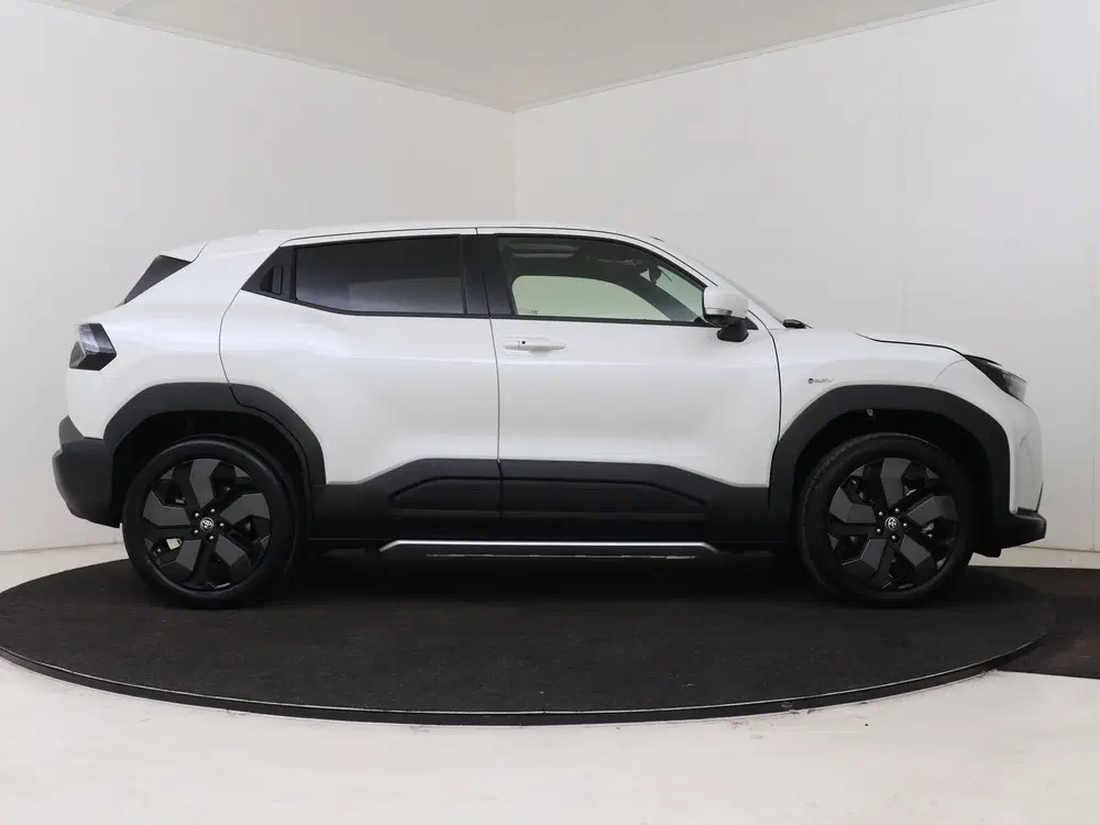 Toyota Urban Cruiser Executive 61 kWh (bj 2026 uit 2026, foto 14