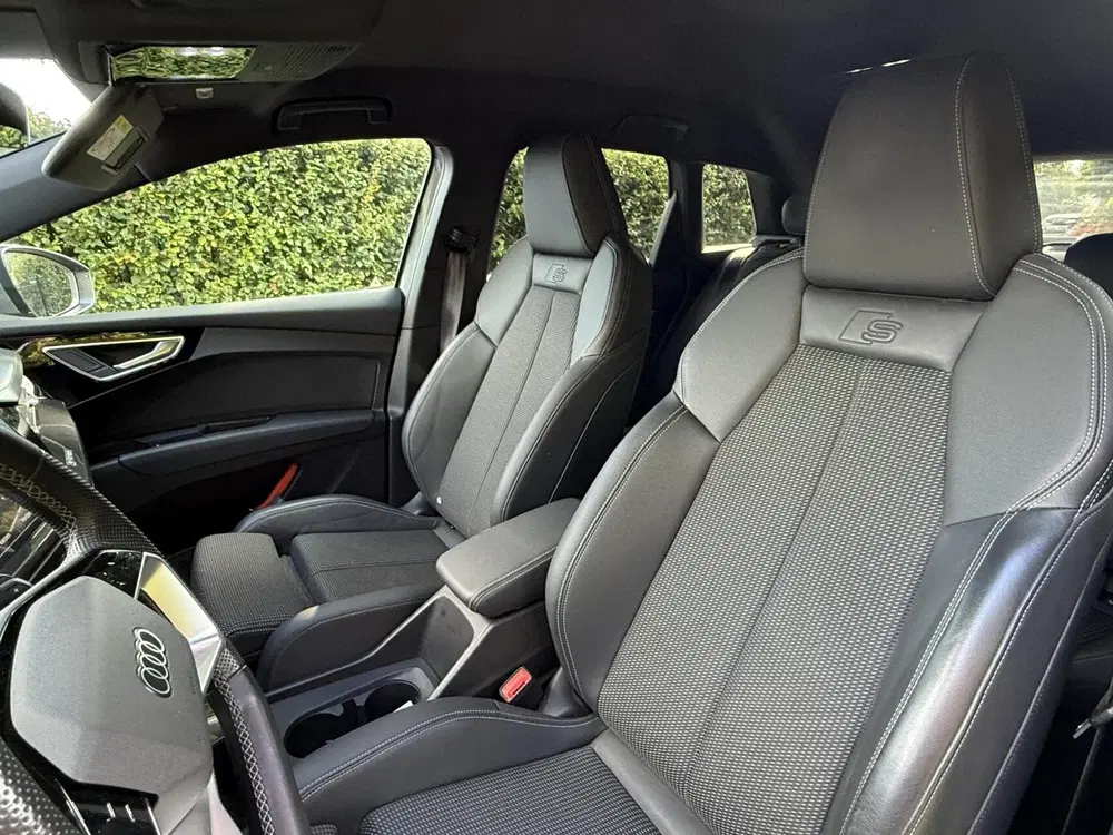 Audi Q4 e-tron uit 2022, foto 13