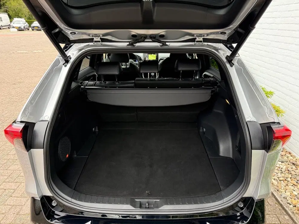 Toyota RAV 4 2.5 Hybrid 218pk CVT Bi-Tone uit 2020, foto 10