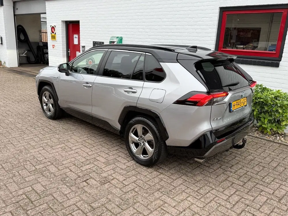 Toyota RAV 4 2.5 Hybrid 218pk CVT Bi-Tone uit 2020, foto 6