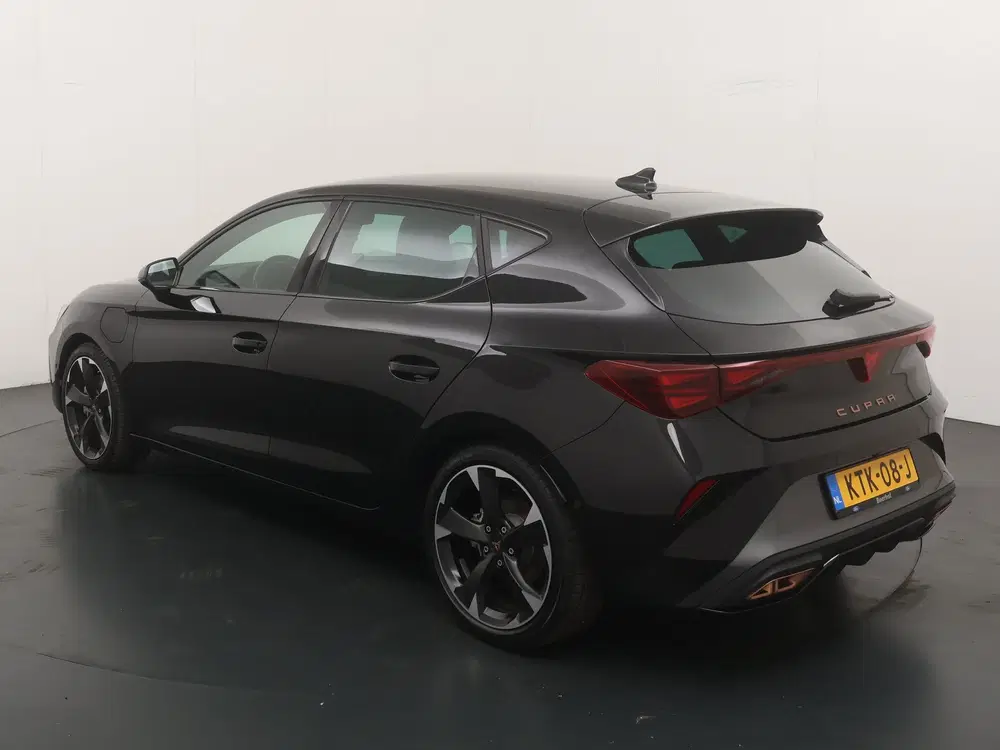 Cupra Leon 1.5 TSI e-Hybrid 204pk PHEV Business uit 2025, foto 3