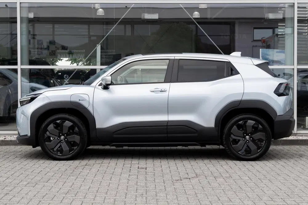 Toyota Urban Cruiser Executive 61 kWh uit 2026, foto 10