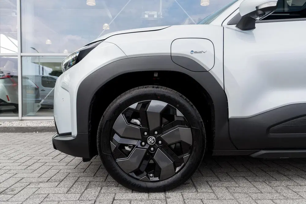 Toyota Urban Cruiser Executive 61 kWh uit 2026, foto 11