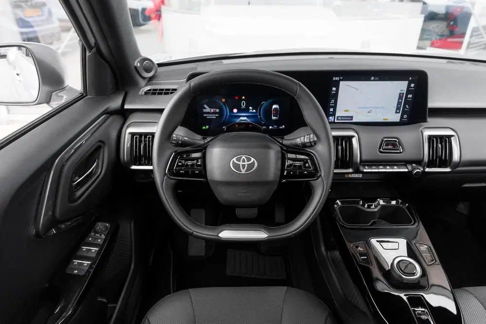 Toyota Urban Cruiser Executive 61 kWh uit 2026, foto 5
