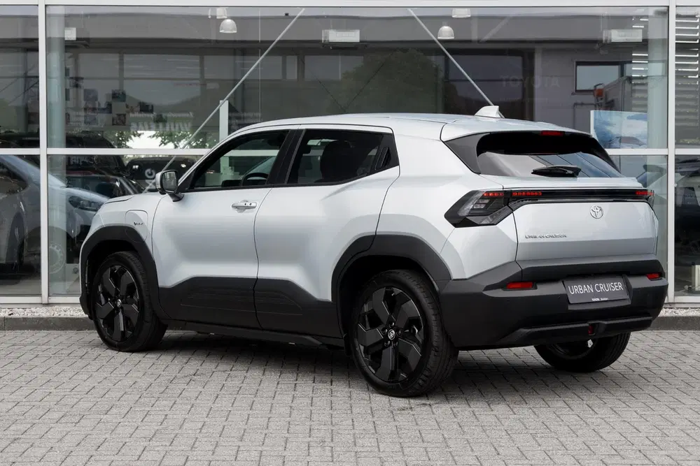 Toyota Urban Cruiser Executive 61 kWh uit 2026, foto 9