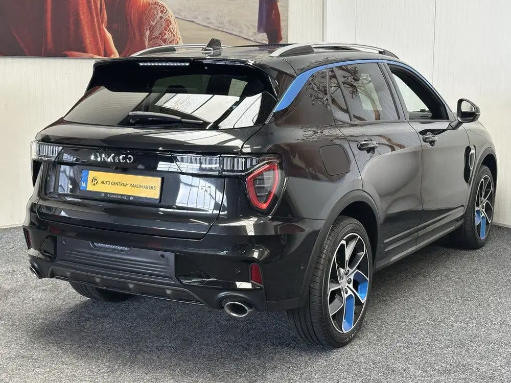 Lynk & Co 01 1.5 MODELJAAR 2023 FACELIFT ZWARTE HEMEL 3 uit 2023, foto 6