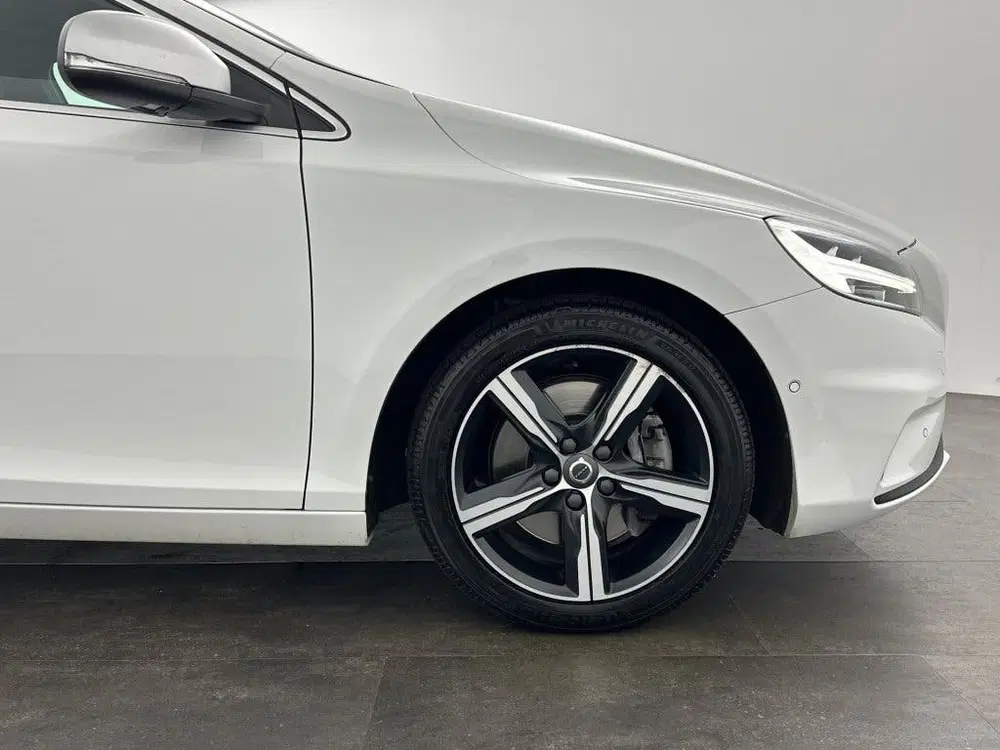Volvo V40 T3 153PK AUT6 Polar+ Sport uit 2019, foto 9
