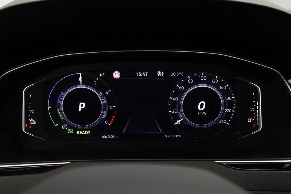 Volkswagen Passat 1.4 TSI PHEV GTE Business Panorama uit 2022, foto 4