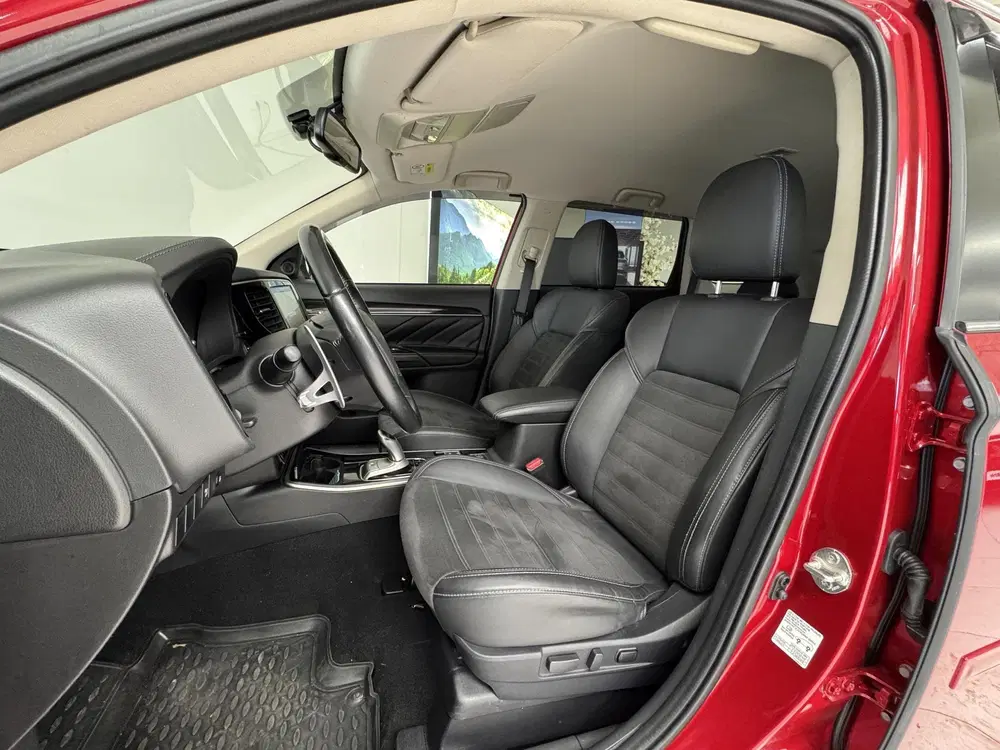 Mitsubishi Outlander 2.4 PHEV Intense uit 2021, foto 7