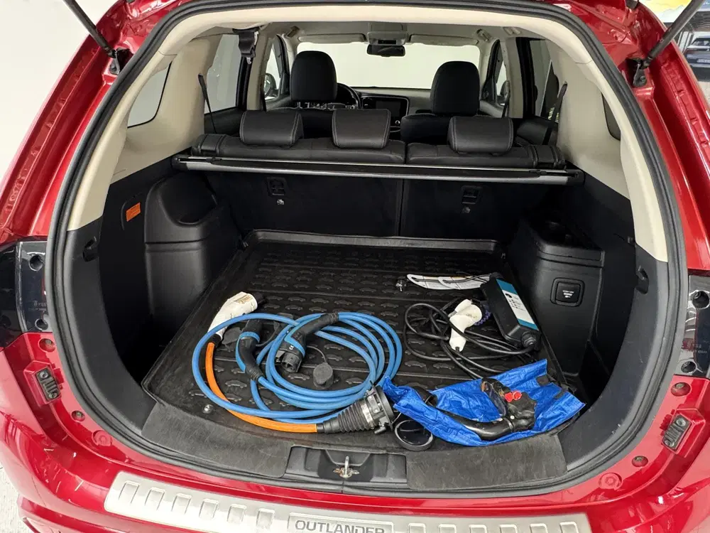 Mitsubishi Outlander 2.4 PHEV Intense uit 2021, foto 9