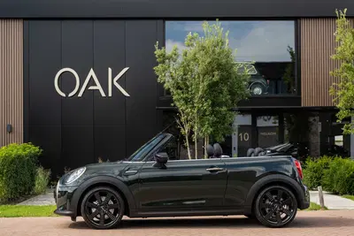 Mini Cabrio 1.5 Cooper Aut. Resolute Edition uit 2023