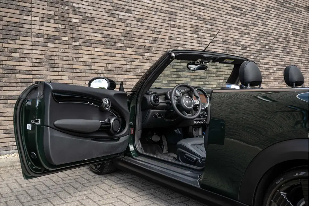 Mini Cabrio 1.5 Cooper Aut. Resolute Edition uit 2023, foto 14