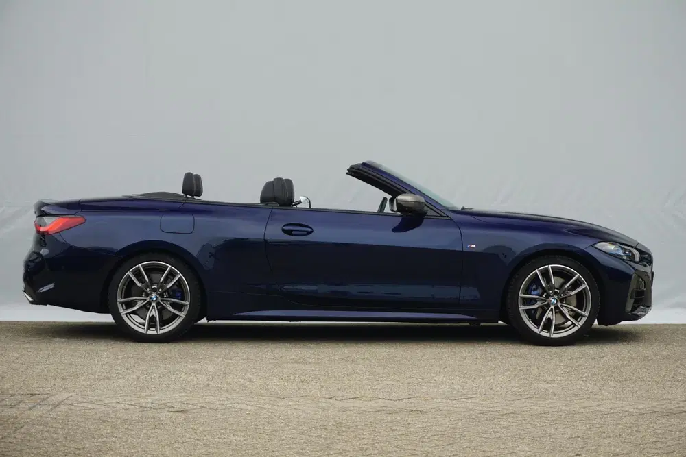 BMW 4-serie Cabrio M440i xDrive High Executive uit 2022, foto 4