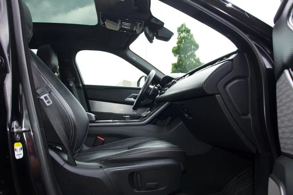 Land Rover Range Rover Velar 2.0 I4 Turbo AWD HSE Voloptie uit 2019, foto 11