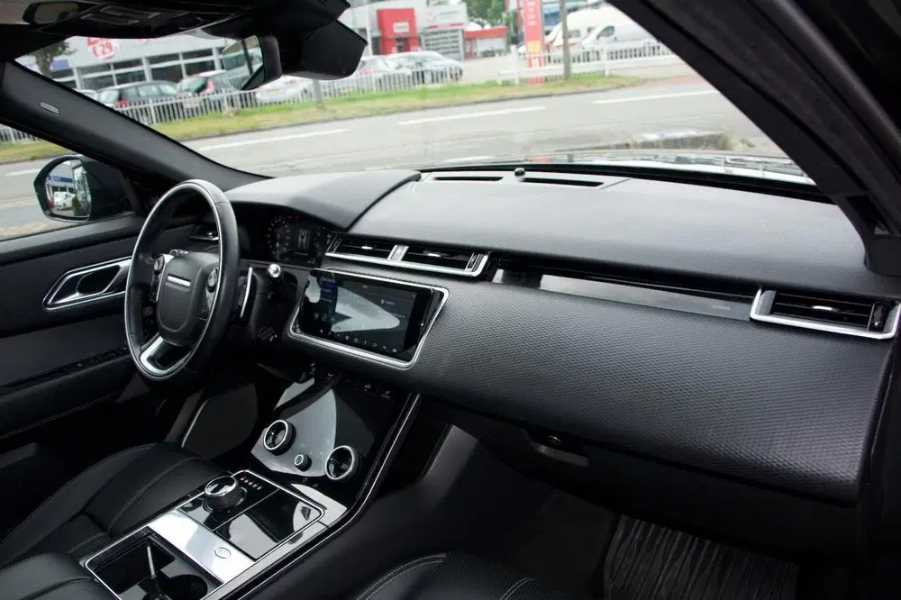 Land Rover Range Rover Velar 2.0 I4 Turbo AWD HSE Voloptie uit 2019, foto 12