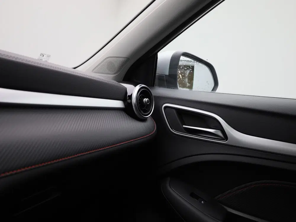MG ZS Standard Range Luxury 50 kWh uit 2025, foto 14