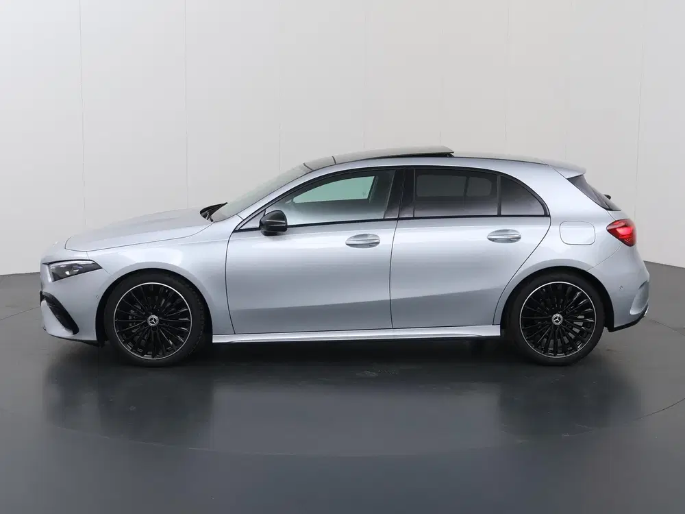 Mercedes-Benz A-Klasse 180 Business Solution AMG uit 2026, foto 5