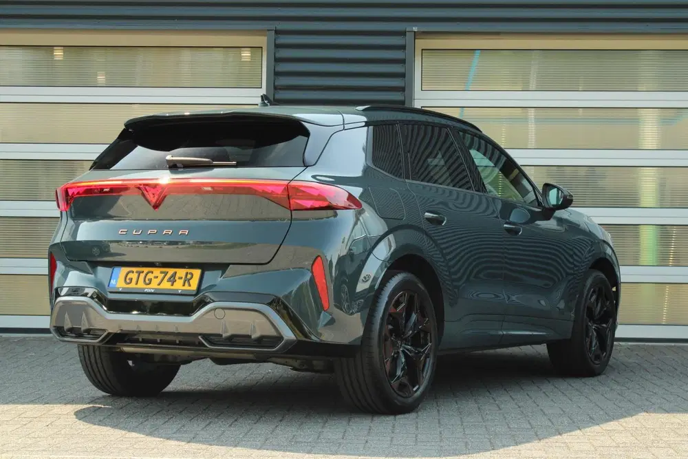 Cupra Terramar 1.5 TSI e-Hybrid 272pk VZ Performance uit 2024, foto 2