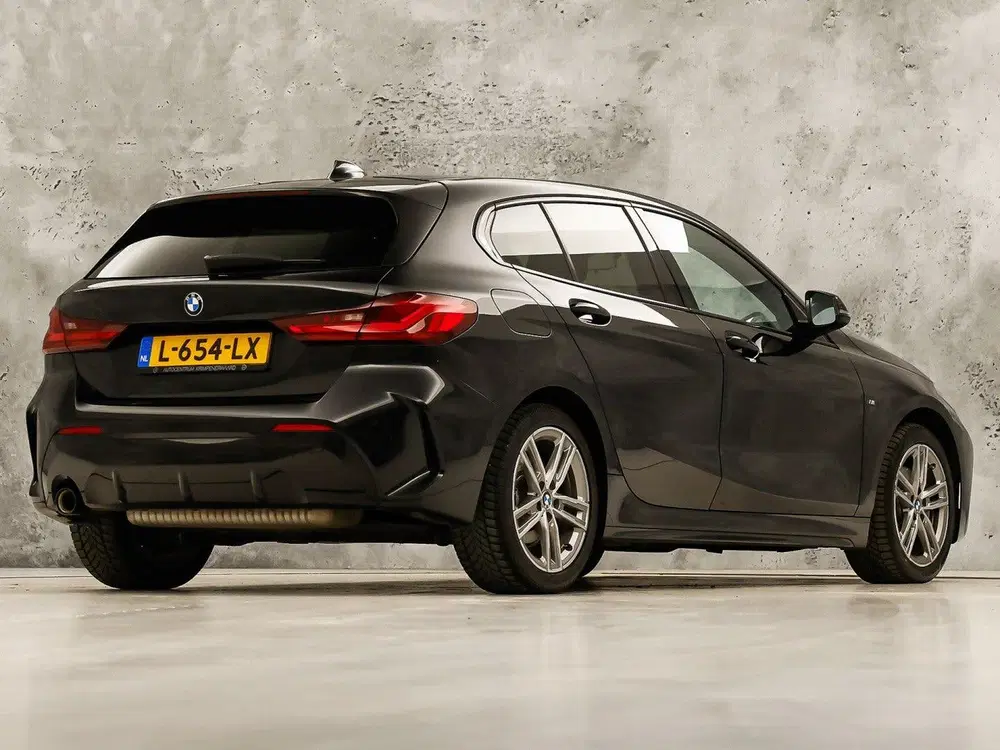 BMW 1-serie 118i M Sport High Executive Automaat (NAP uit 2021, foto 5