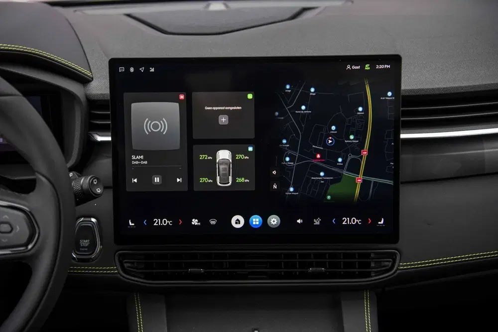 Lynk & Co 01 Plug-in Hybrid 1.5 More uit 2026, foto 13