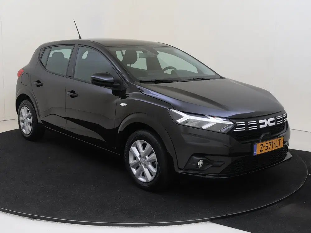 Dacia Sandero 1.0 TCe 90 Expression uit 2024, foto 2
