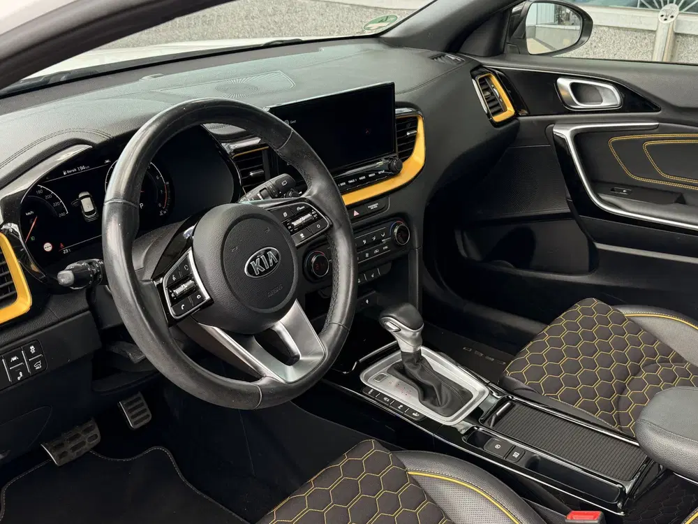 Kia XCeed 1.6 T-GDi ExecutiveLine uit 2021, foto 2