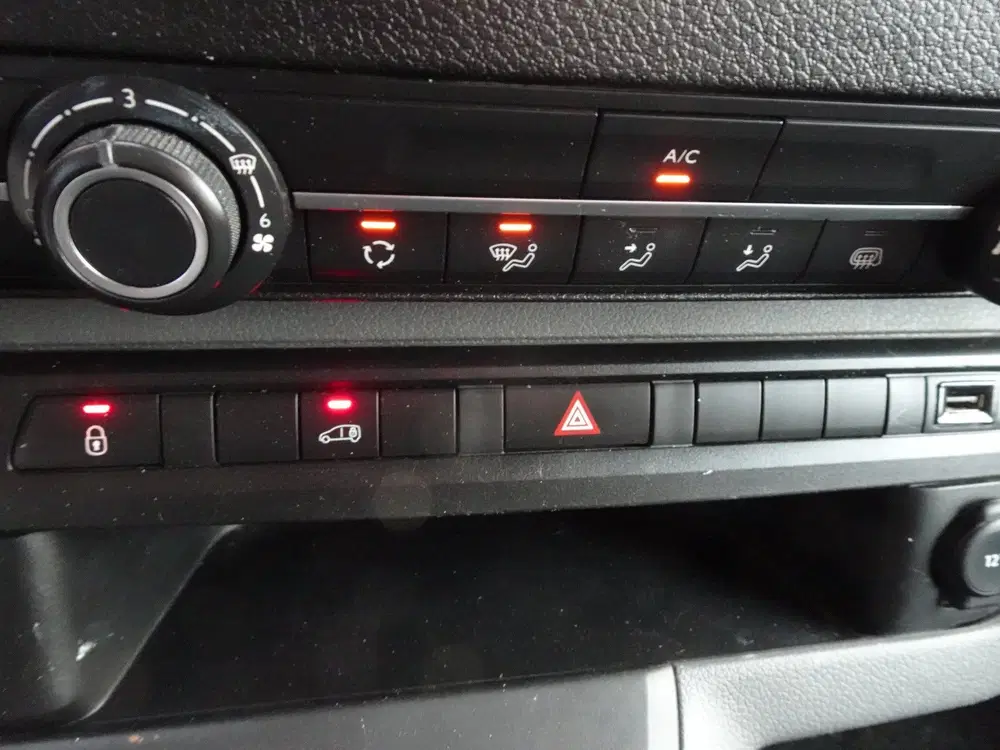 Peugeot Expert 1.5 BlueHDI 100 Standard Premium 3 zits ai uit 2021, foto 10