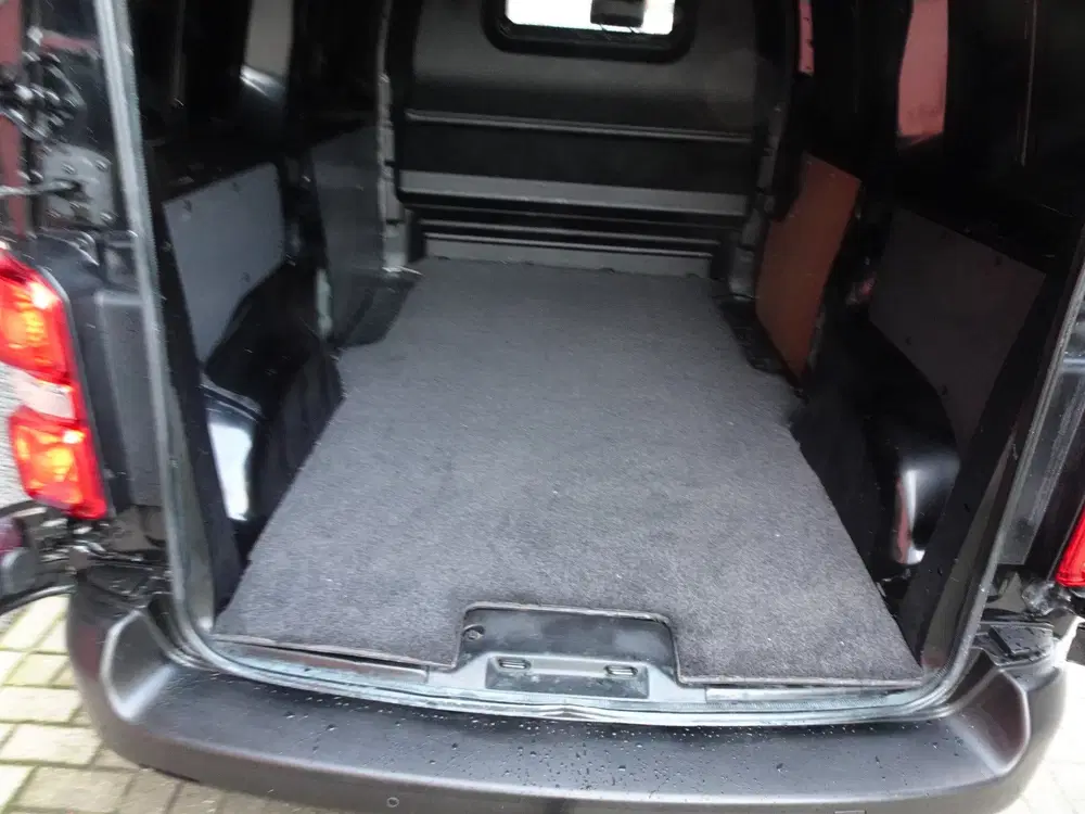 Peugeot Expert 1.5 BlueHDI 100 Standard Premium 3 zits ai uit 2021, foto 12
