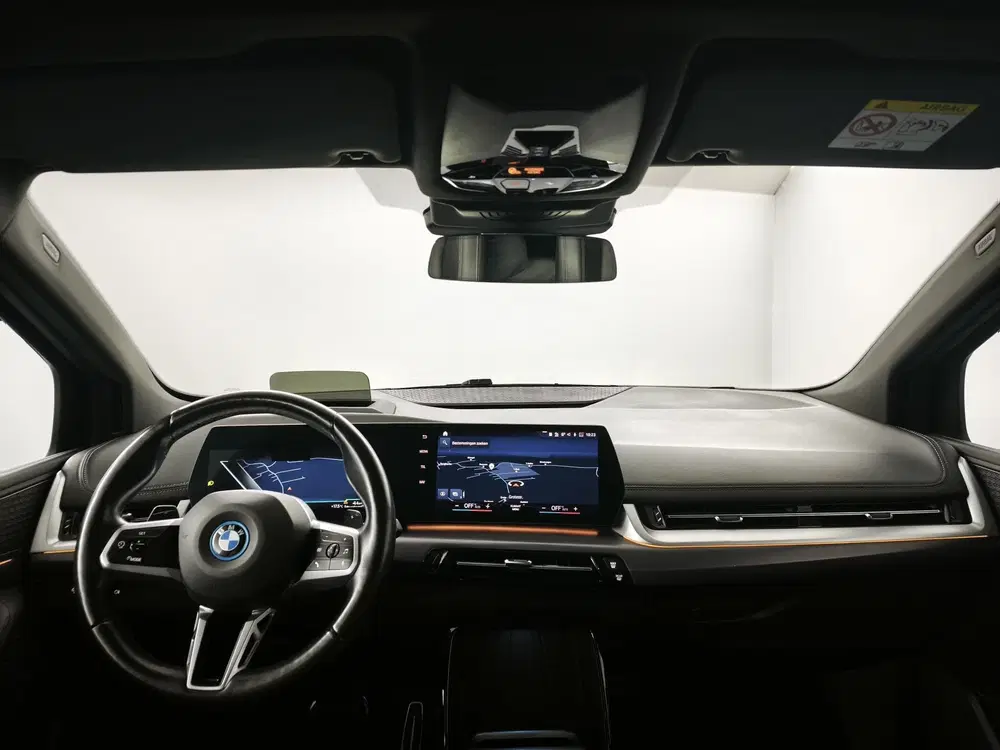 BMW 2-serie Active Tourer 225e xDrive uit 2023, foto 3