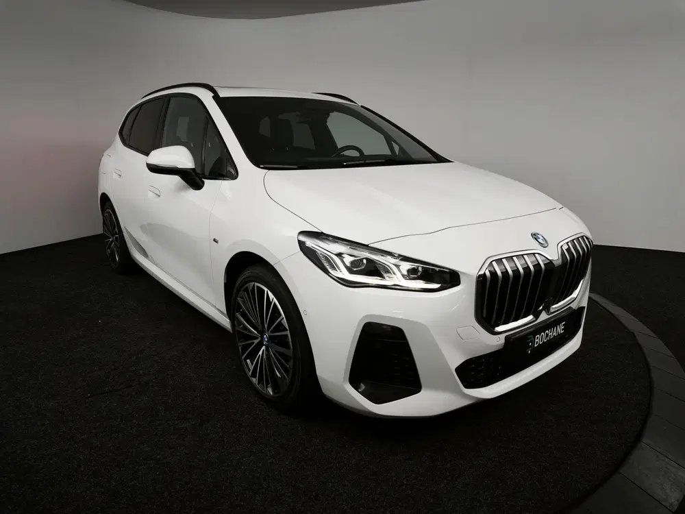 BMW 2-serie Active Tourer 225e xDrive uit 2023, foto 4