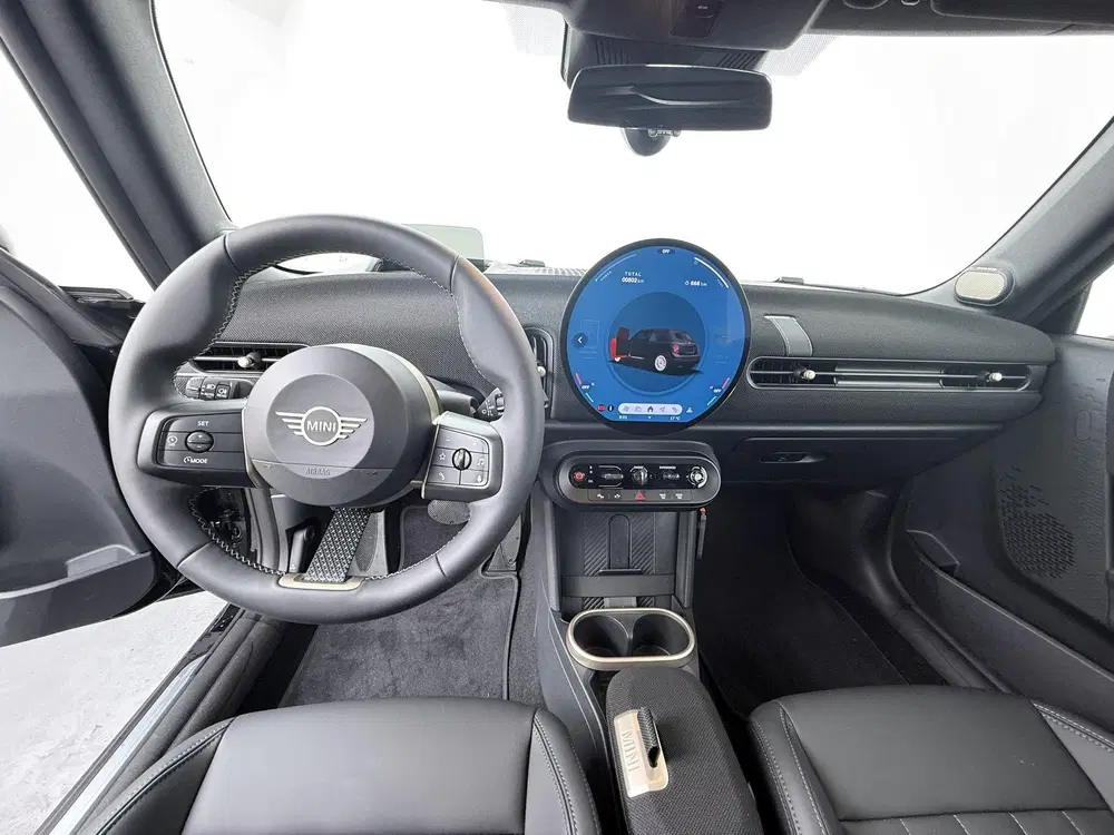 Mini Cabrio Cooper C Favoured M-pakket + Stoel & Stuur uit 2026, foto 5