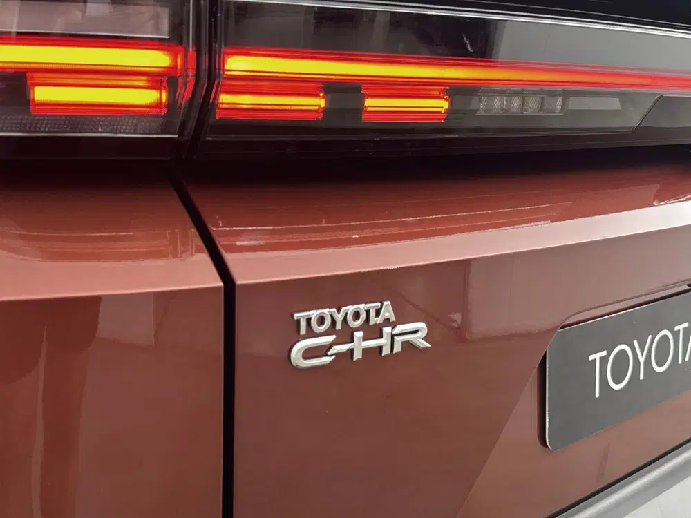 Toyota C-HR First Edition 77 kWh uit 2026, foto 5