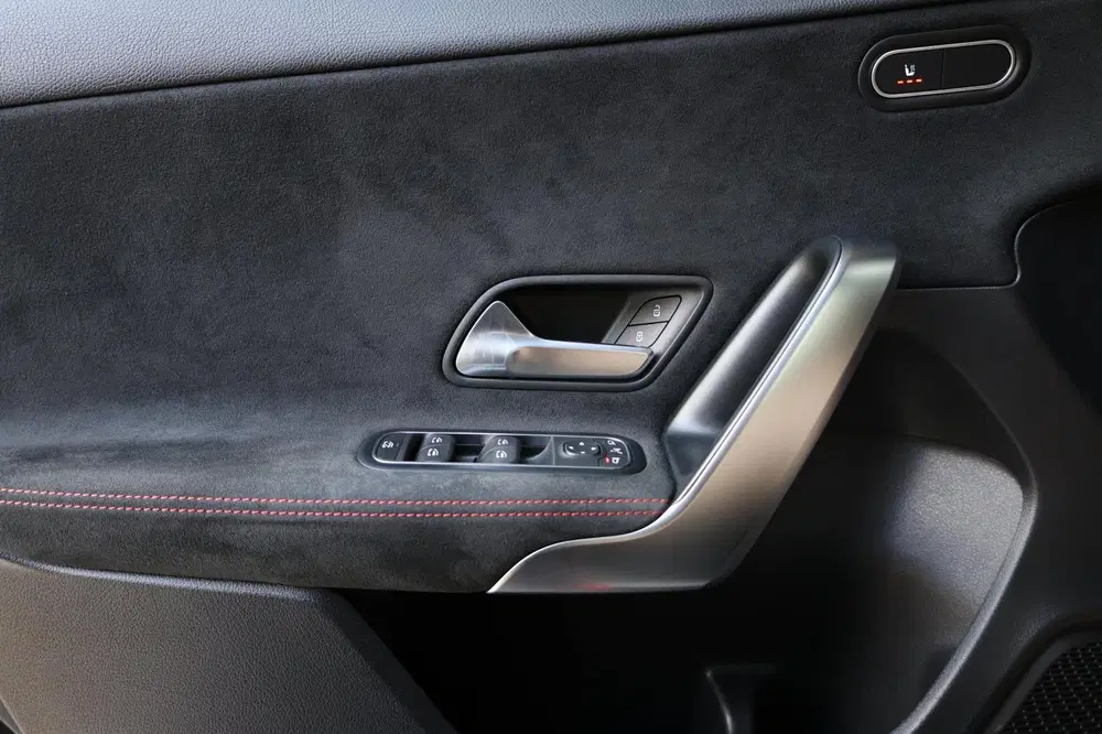 Mercedes-Benz A-Klasse 180 AMG Line BTW uit 2020, foto 11
