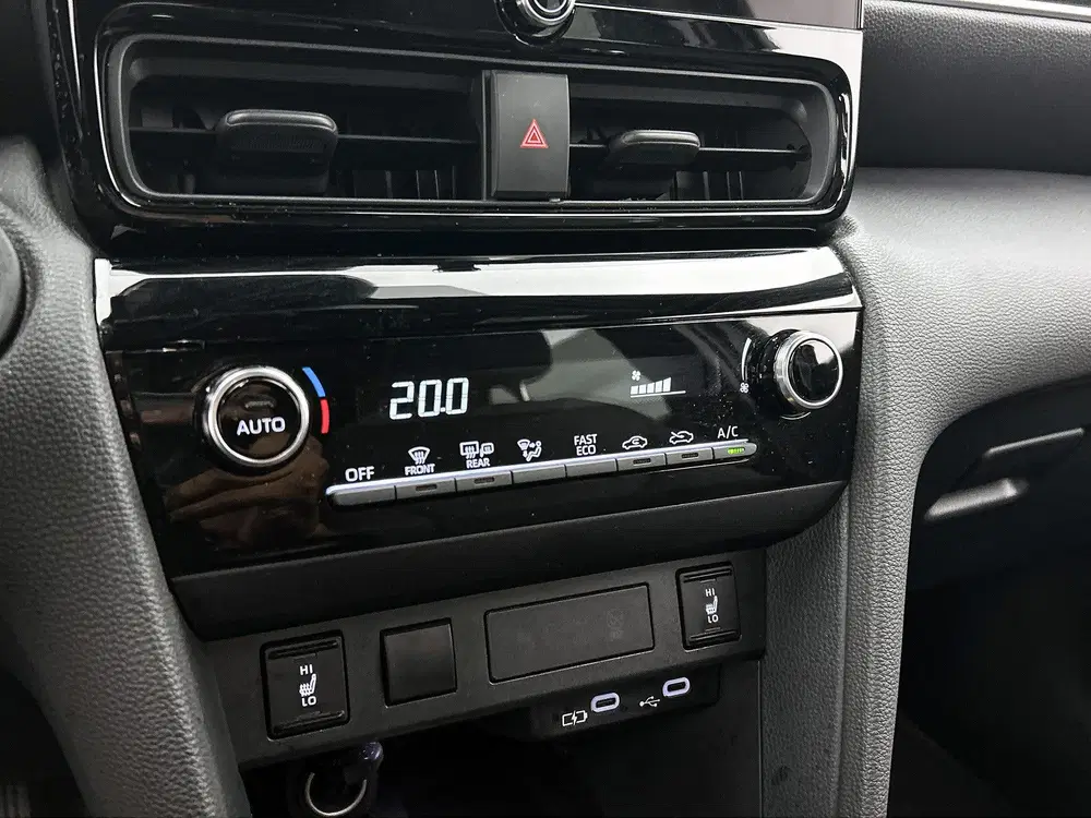 Toyota Yaris Cross 1.5 Hybrid 115 Dynamic Comfort Pack uit 2025, foto 11