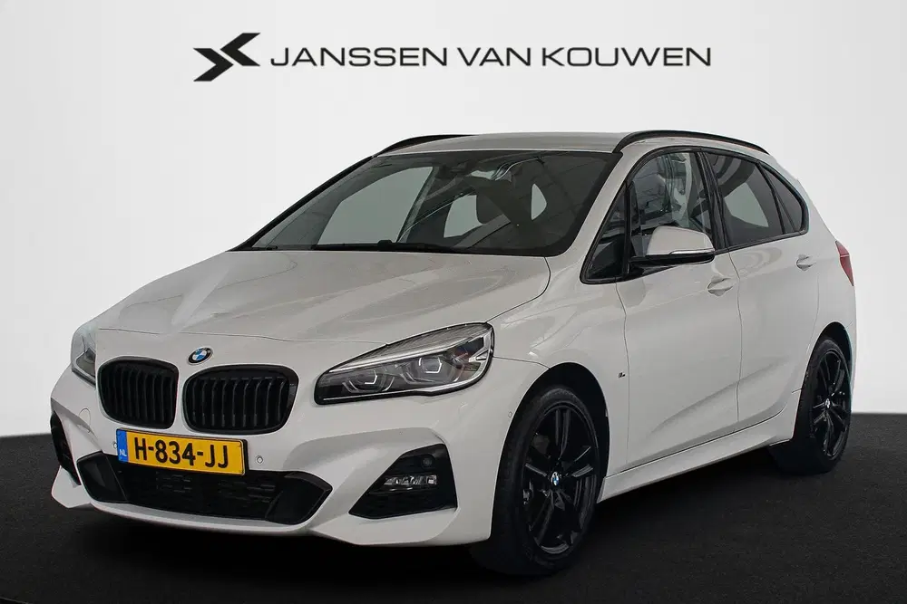 BMW 2-serie Active Tourer 218i M Sport Head-Up Sportst uit 2020
