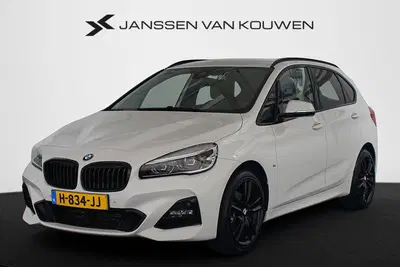 BMW 2-serie Active Tourer 218i M Sport Head-Up Sportst uit 2020