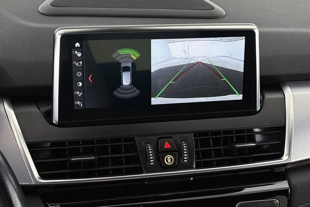 BMW 2-serie Active Tourer 218i M Sport Head-Up Sportst uit 2020, foto 15