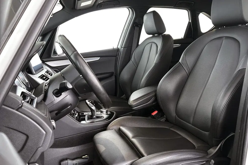 BMW 2-serie Active Tourer 218i M Sport Head-Up Sportst uit 2020, foto 6