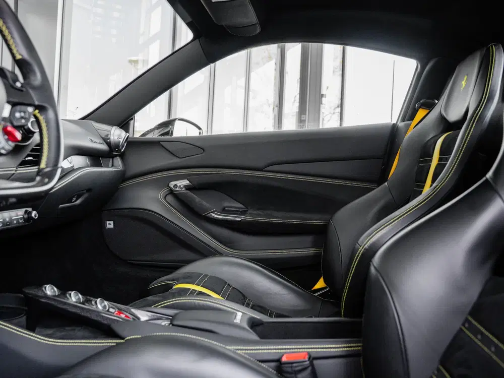 Ferrari F8 Tributo 3.9 V8 HELE uit 2021, foto 14
