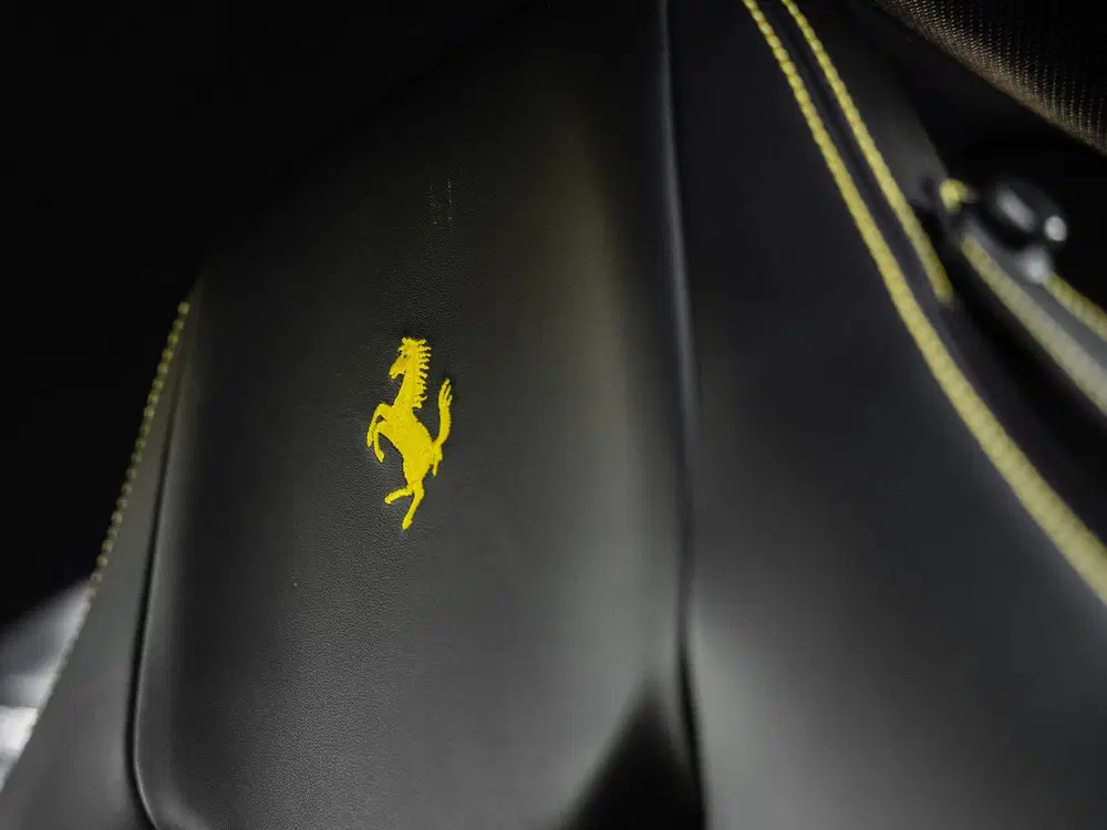 Ferrari F8 Tributo 3.9 V8 HELE uit 2021, foto 15