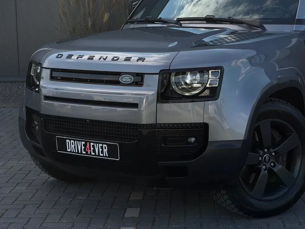 Land Rover Defender 2.0 P400e 110 S uit 2021, foto 6