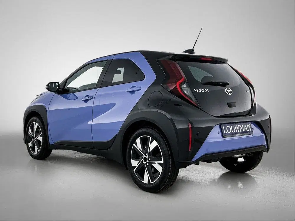 Toyota Aygo X Hybrid 115 pulse uit 2026, foto 5