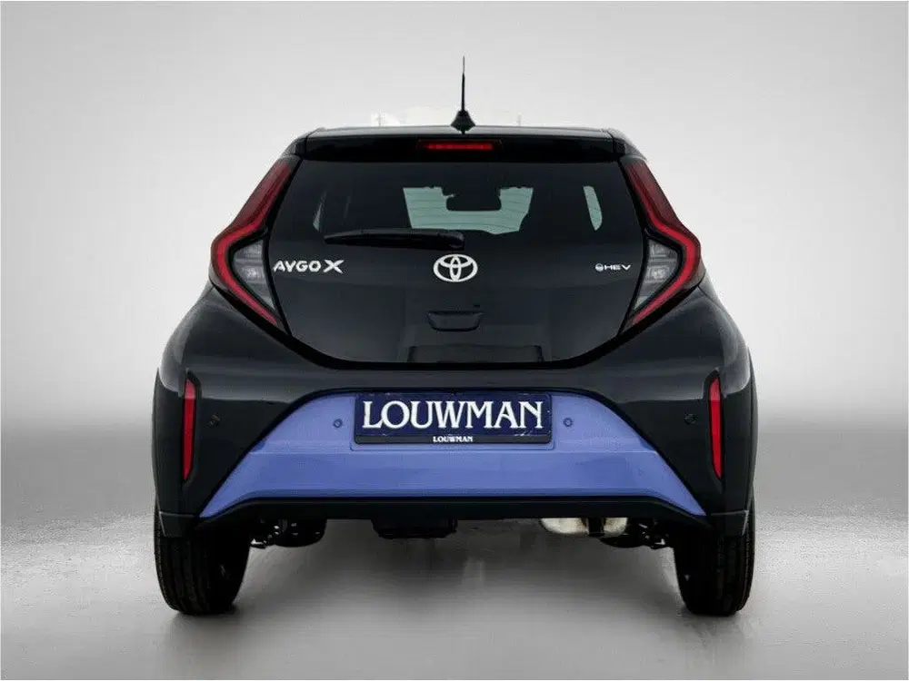 Toyota Aygo X Hybrid 115 pulse uit 2026, foto 6